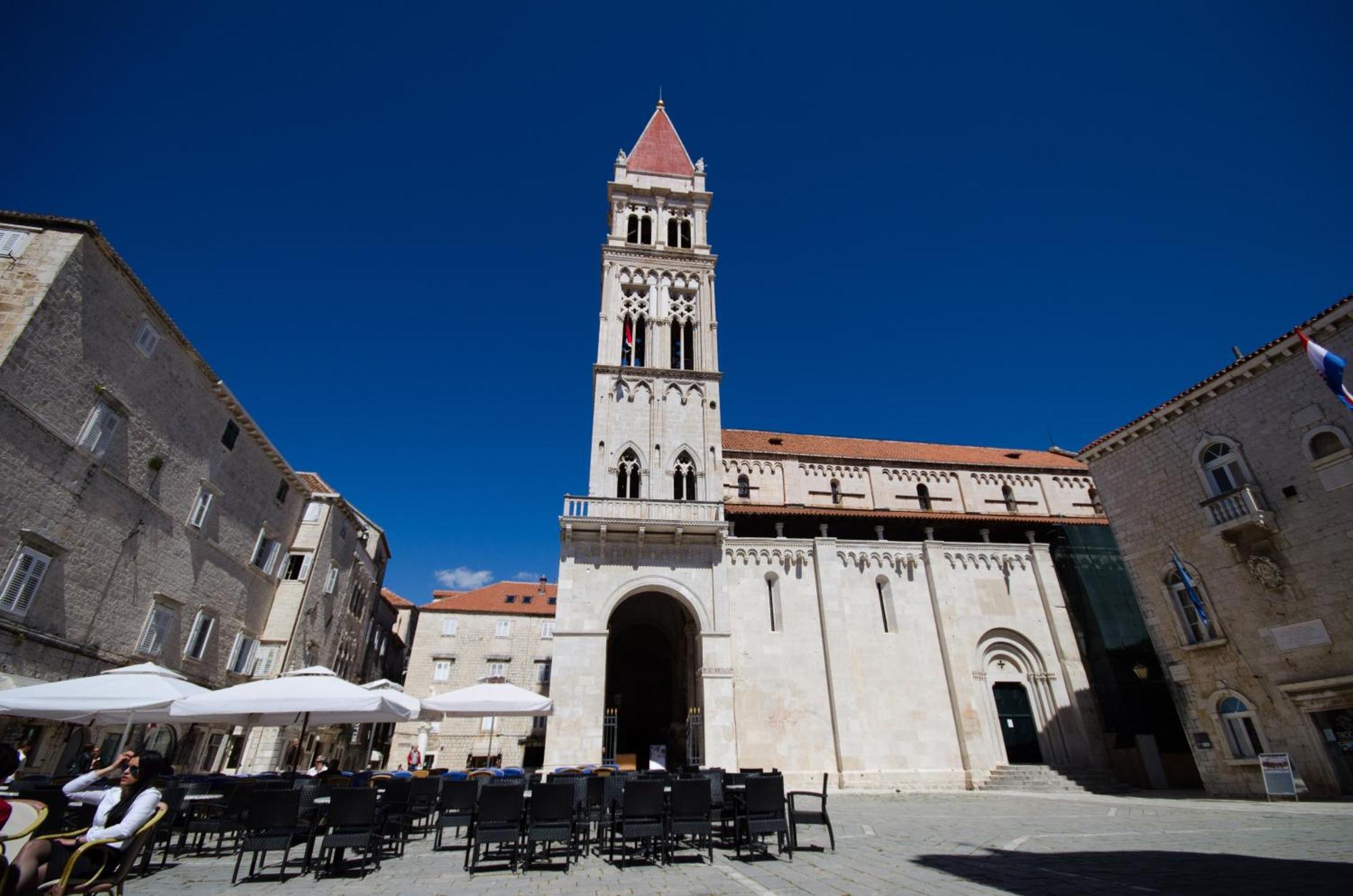 Apartments Lea Trogir Exterior photo